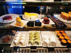 -莓园冰淇淋店