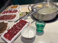 -浪里寻·臻牛养生牛肉火锅(方圆荟店)