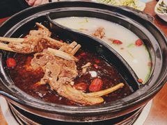 -亿诣蝎府炸酱面羊蝎子火锅(酷车小镇店)