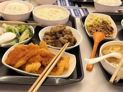 -同济大学本部学苑饮食广场