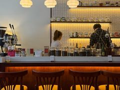 -Café Monson