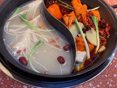 -赵美丽·重庆社区火锅·直营店(火车东站·中豪国际店)