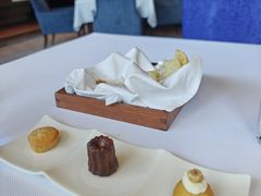 -AZUR聚(香格里拉饭店)