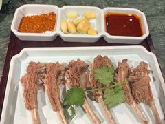 手抓羊排-东方亚克西餐厅(西康路店)