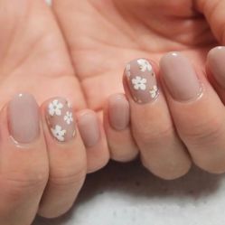 -悦指间美甲美睫