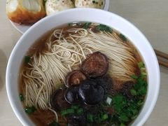 -老西白点心店