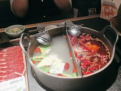 -三出山火锅(南京万象天地店)