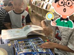 -钟书阁(松江泰晤士小镇店)