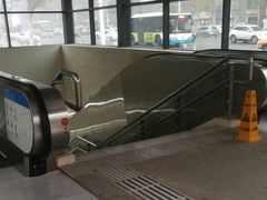 -黄浦路(地铁站)