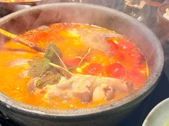 -Ameigo梅果·云贵川bistro(长宁来福士店)