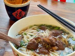 -矮子粉店1985·长沙米粉(湘春路店)