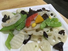 -宏记广东客家菜(丰汇店)