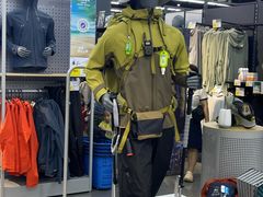 -迪卡侬(大英山店)