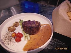 -LES ELITES 英集荟(南京西路店)