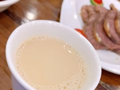 -清真·玛丽亚新疆菜主题餐厅(浙江中路店)
