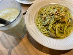 青酱蘑菇鸡肉意面-UPPER KITCHEN(延安路店)