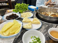 -乳仔牛牦牛汤锅 烤羊排(松潘古城店)