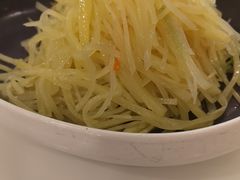 炝拌土豆丝-东方饺子王(大成路店)