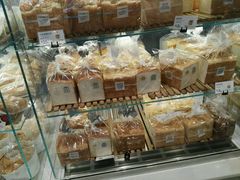 -巴黎贝甜(大宁国际商业广场店)