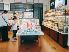 面包甜点陈列柜-金凤成祥(花园路店)