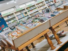 -新华书店(新街口旗舰店)