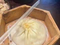 蟹黄汤包（1只大）-古都历食南京菜·烤鸭·鸭血粉丝·汤包(南京博物院店)