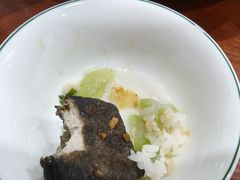 -湖南人家湘菜馆(镇江路店)