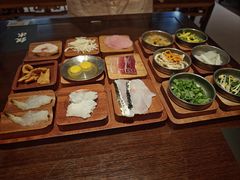 -银米·云南传统过桥米线(双廊黑金冠店)