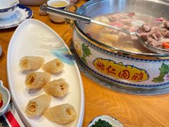 -娜仁图雅蒙古美食村(33小镇店)