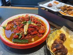 -三兄弟灰太狼烧烤.龙虾烤鱼(上海交大店)