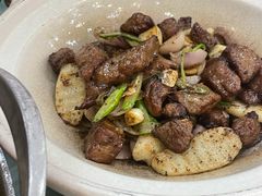 -大鸭梨烤鸭店(金顶街店)