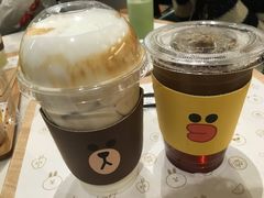 -LINE FRIENDS Garosu-gil Flagship Store