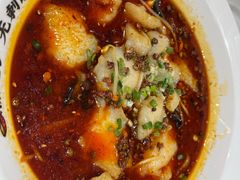 -渝是乎酸菜鱼(龙旗购物中心店)