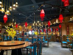 大堂-老滇山寨•云南特色菜•地方菜•民族风情歌舞表演(金碧店)