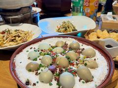 -头上红煨盐鸡·非遗院子餐厅