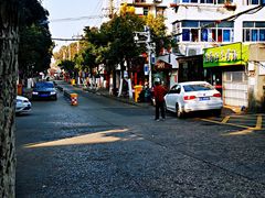 -官亭路小吃一条巷