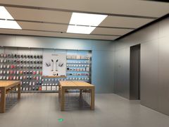 -Apple零售店(华贸购物中心店)
