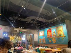 大堂-棒约翰比萨·意面(张江长泰店)