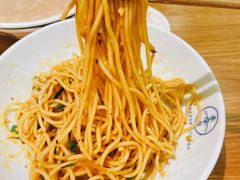 -李与白包子铺(桐梓林店)