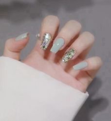 -悦指间美甲美睫