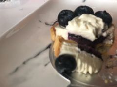 -UNI UNI(环亚凯瑟琳店)