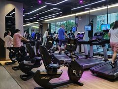 -威克健身游泳(万菱汇店)