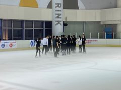 -冠军冰场CHAMPION RINK(百联又一城店)