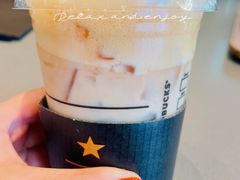 -星巴克臻选(济南万达店)