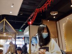 -辣妹子麻辣烫