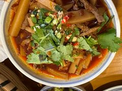 -包整·丝娃娃(一览甲秀楼风景店)