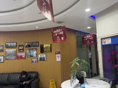 -雅悦齿科(顾村公园店)