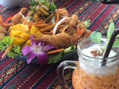-Tikky Cafe