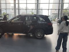 -天津波士信达奔驰4S店(卫津南路店)