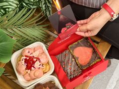 -HOT CRUSH趁热集合·现烤面包(上海环球港店)